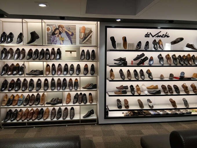 Metro Shoes